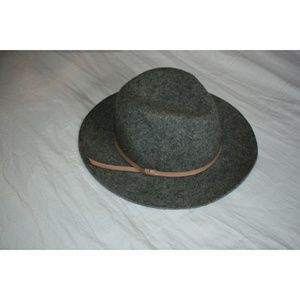 Banana Republic Gray Felt Fedora